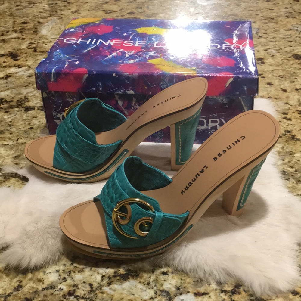 Chinese Laundry Amore Woman’s High heel Sandal Shoe NEW Aqua color Various Sizes